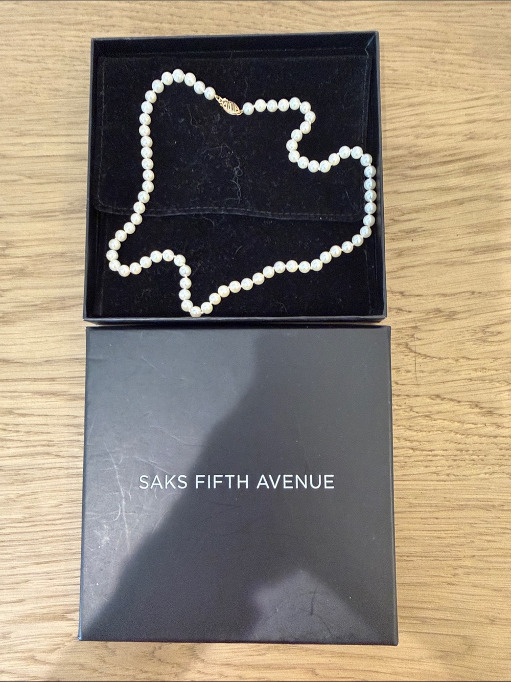 Saks Fifth Avenue White Pearl Necklace with Gold Clasp